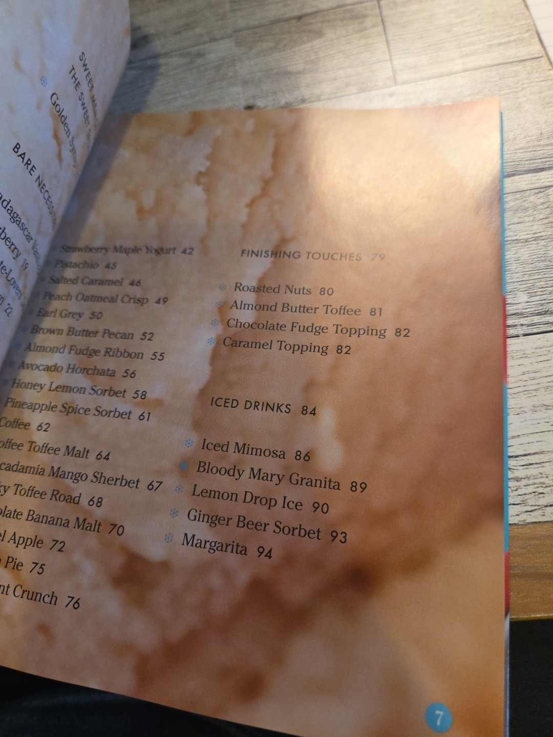 Chef’n Sweet Spot Ice Cream, Frozen Deserts & Dinks Recipe Book