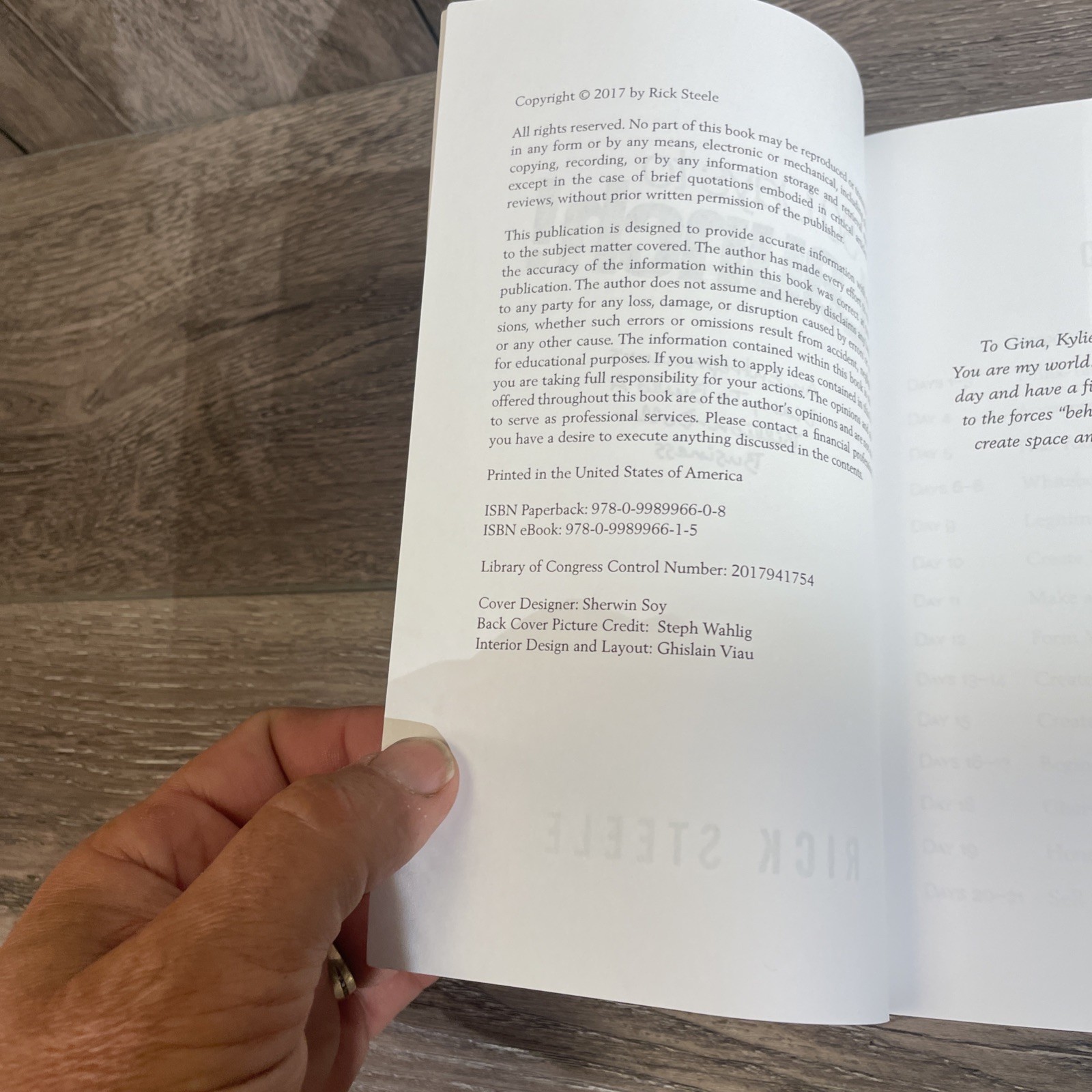 30 Days to Launch!: An Entrepreneurs Diary To Building A Billion Dollar Busi…
