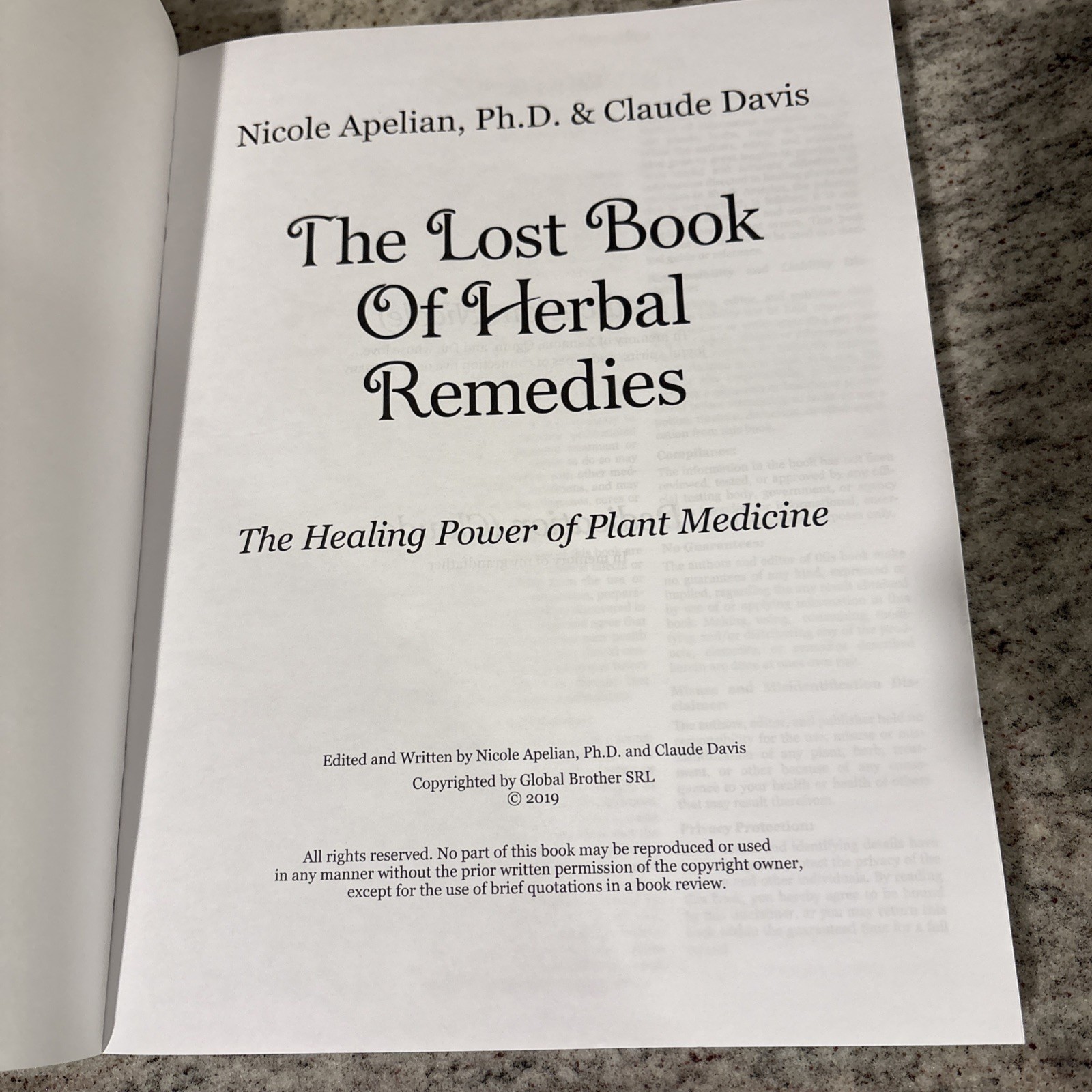 Lost Book of Remedies by Nicole Apelian and Claude Davis Sr. (2018, Uk- a Format