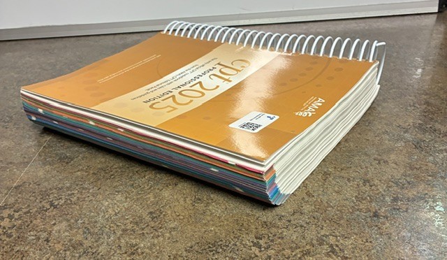 CPT Professional 2025 by American Medical Association (2024, Spiral)