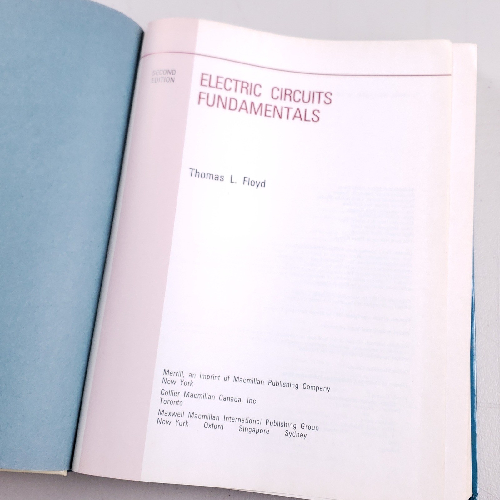 Electric Circuits Fundamentals Second Edition Thomas L Floyd 1991 Hardcover Book