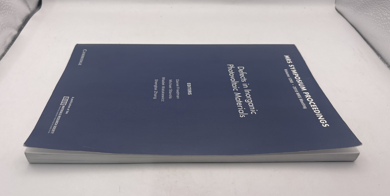 Defects in Inorganic Photovoltaic Materials: Volume 1268 (MRS Proceedings)