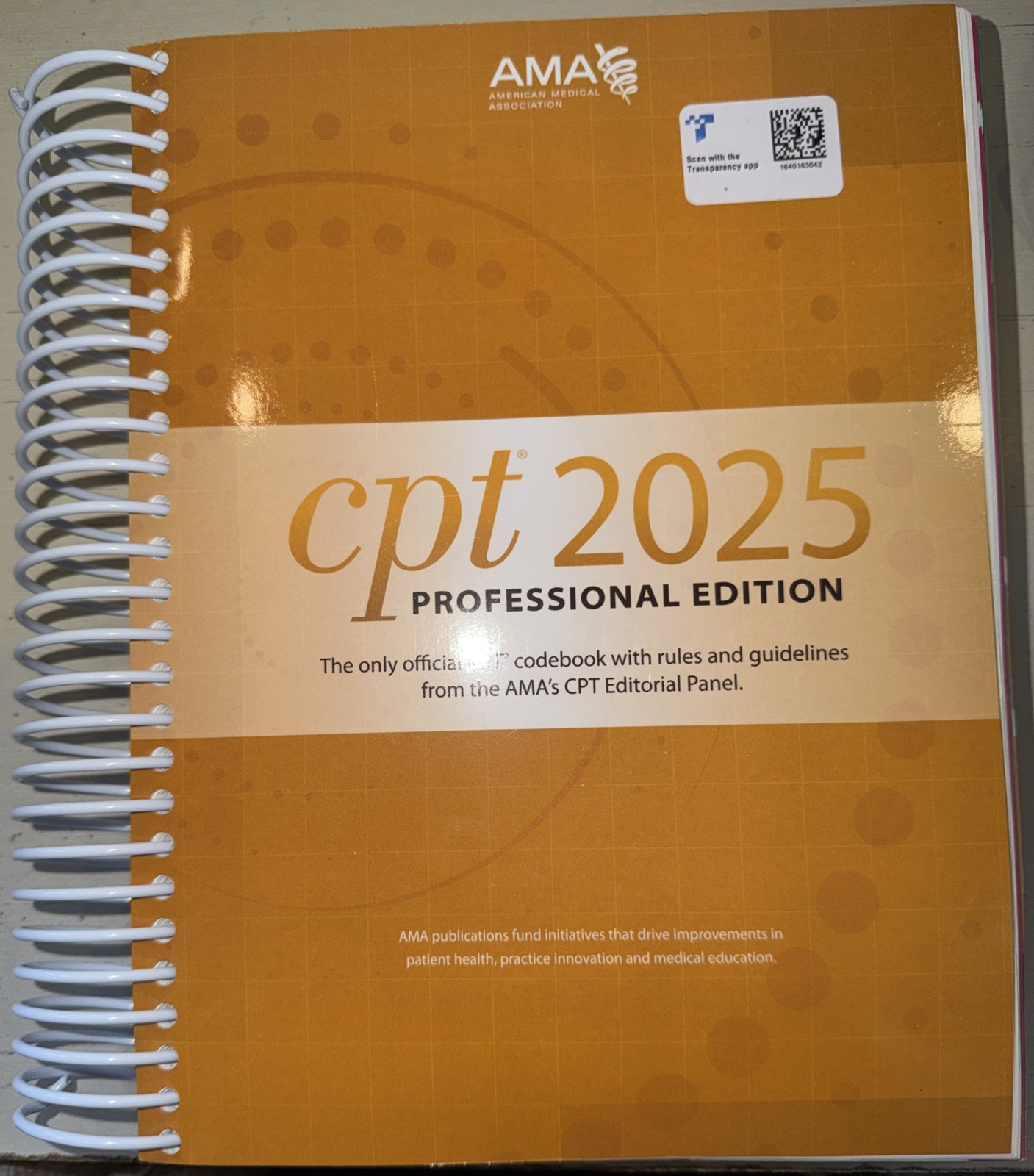 CPT Professional 2025 by American Medical Association (2024, Spiral)