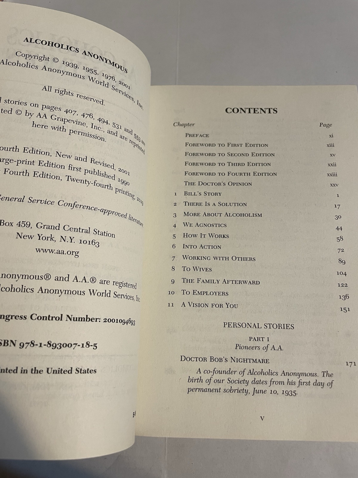 Alcoholics Anonymous, Large Print Trade Paperback Large Type Edition