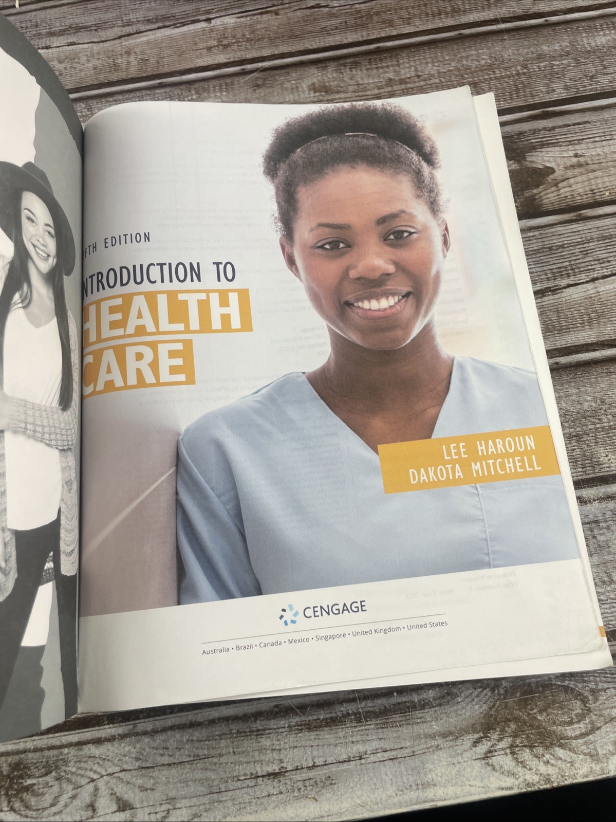 Introduction to Health Care – Paperback, by Haroun Lee; Mitchell – Good