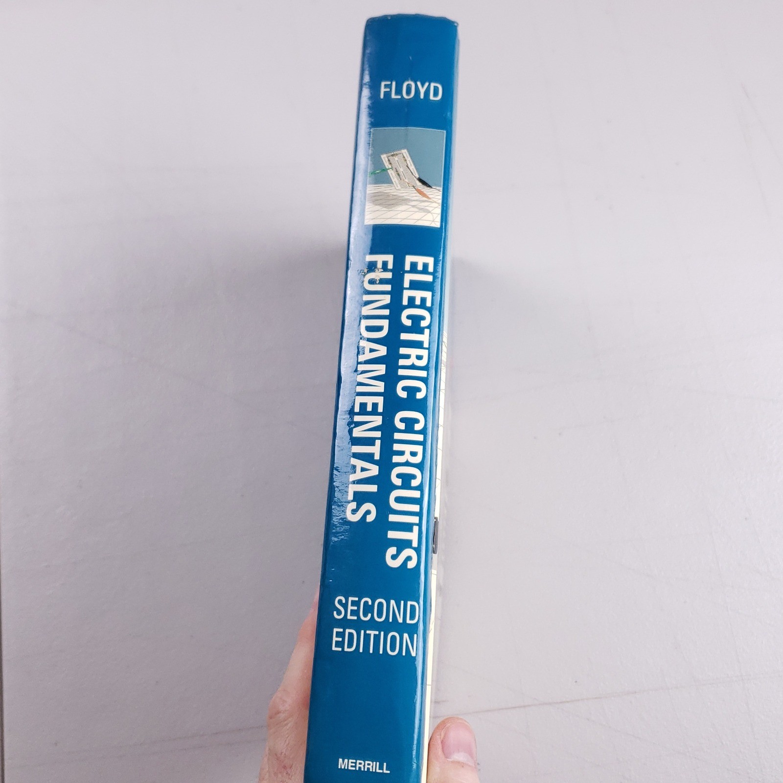 Electric Circuits Fundamentals Second Edition Thomas L Floyd 1991 Hardcover Book
