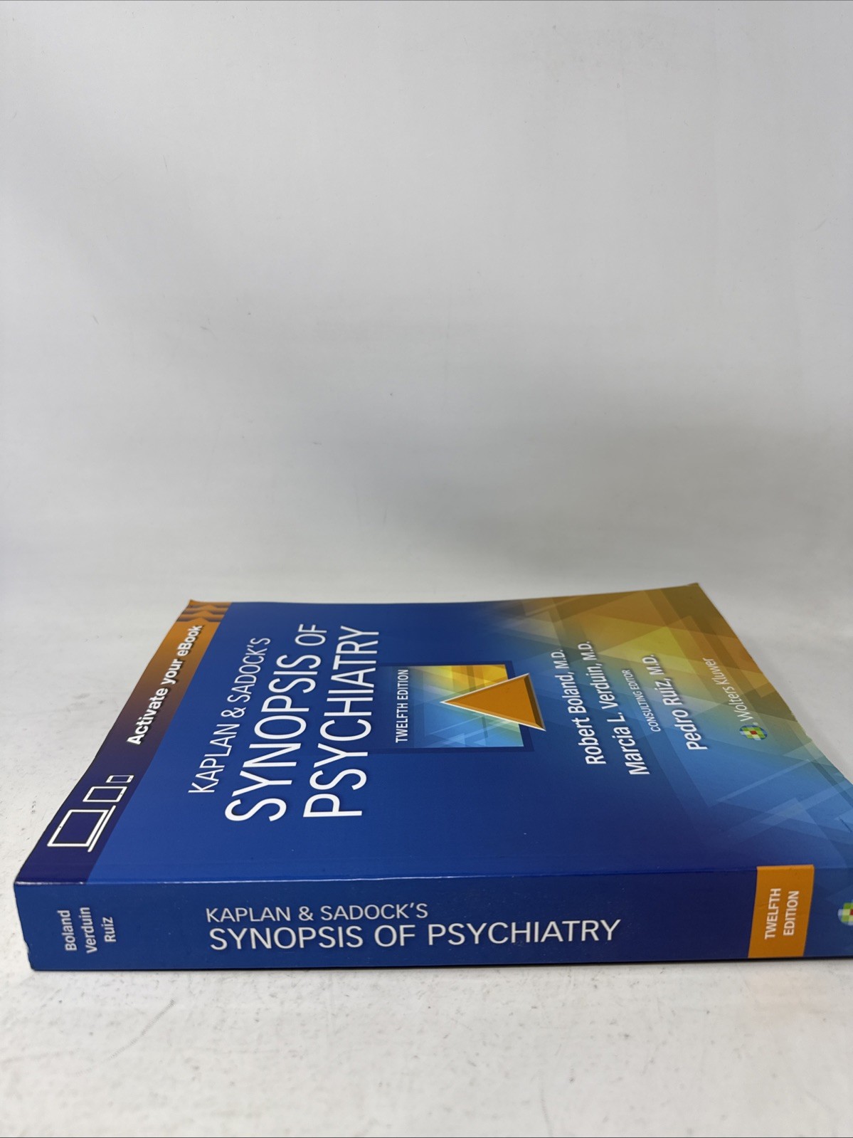 Kaplan & Sadock’s Synopsis Of Psychiatry. 12th Ed. – Paperback -Very Good W/Code