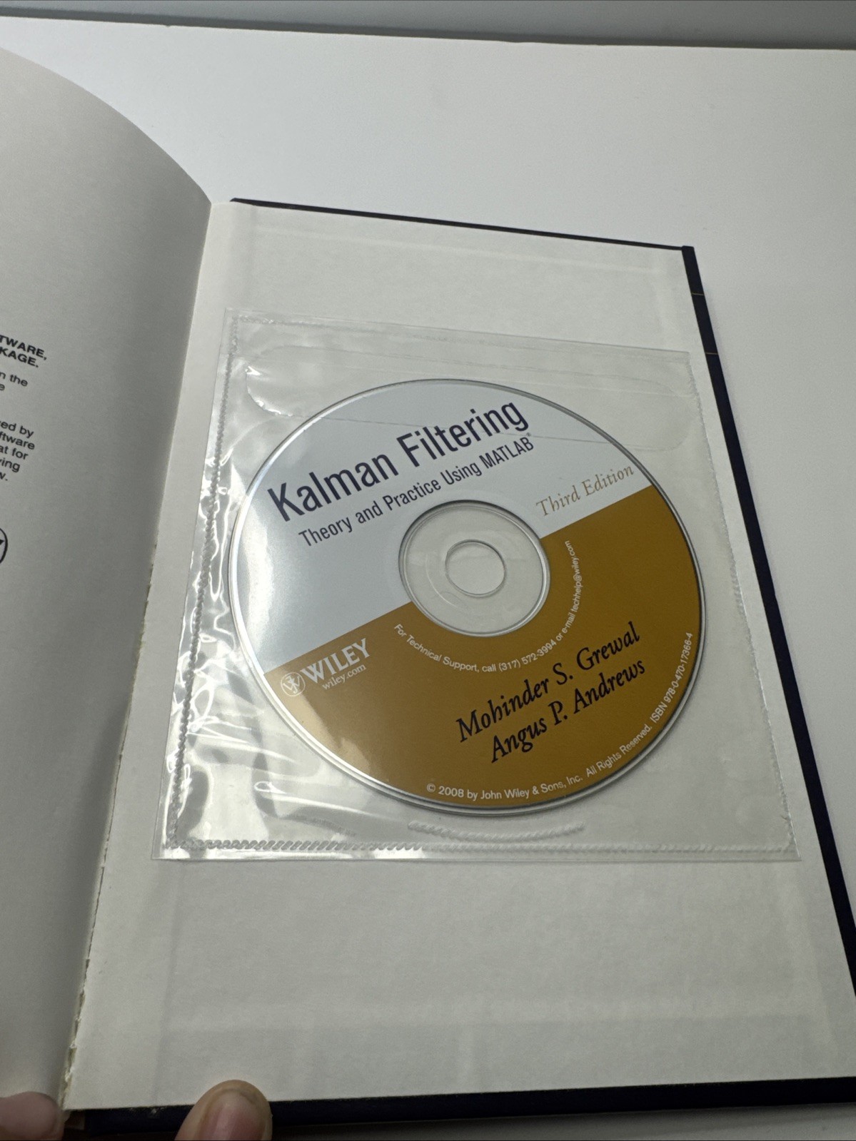 Kalman Filtering: Theory and Practice Using MATLAB Mohinder S. Grewal, Angus P.
